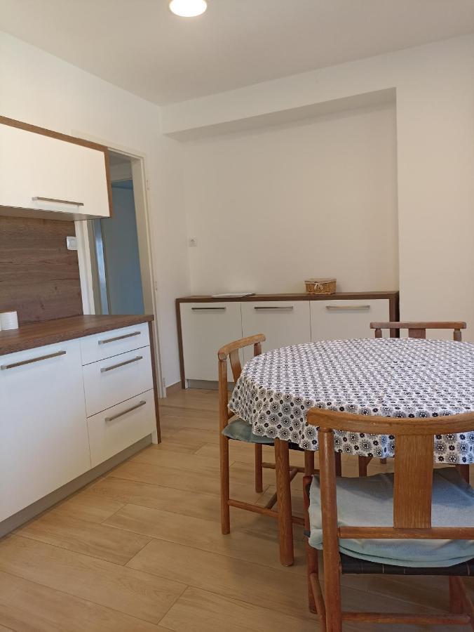 Apartman Pecine Рийека Екстериор снимка